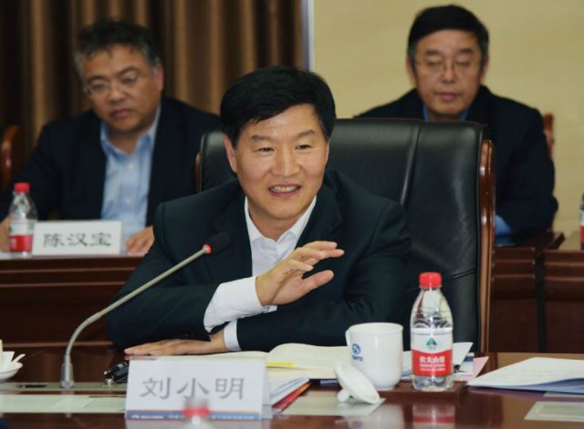 劉小明副部長在我院調(diào)研時要求 加快建設(shè)國內(nèi)領(lǐng)先、國際知名、世界一流的水運工程科研機構(gòu)